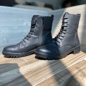 Combat boots